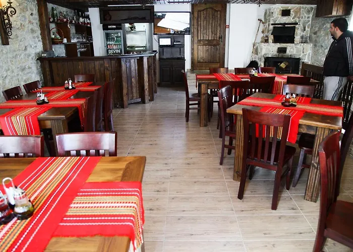 Хотел Galabova Делчево